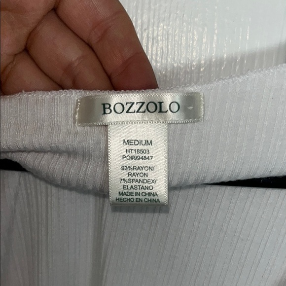 Pozzolo White Ribbed V-Neck Women's Short Sleeve Tee NWOT - Picture 6 of 8